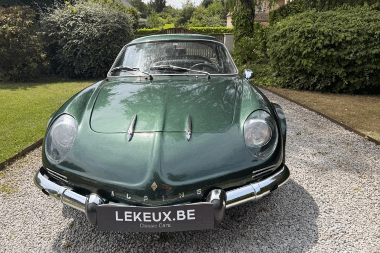 À 64 900 €, cette Alpine A110 de 1969 mélange rêve de collection et travaux de carrosserie