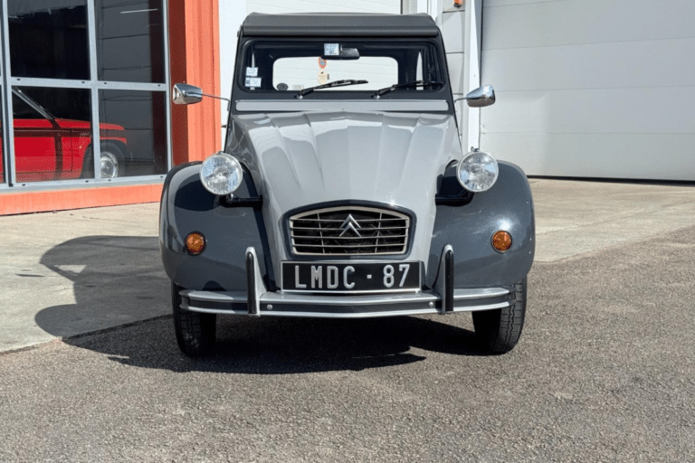 À près de 20 000 €, cette 2CV Charleston montre jusqu’où peut grimper le mythe français