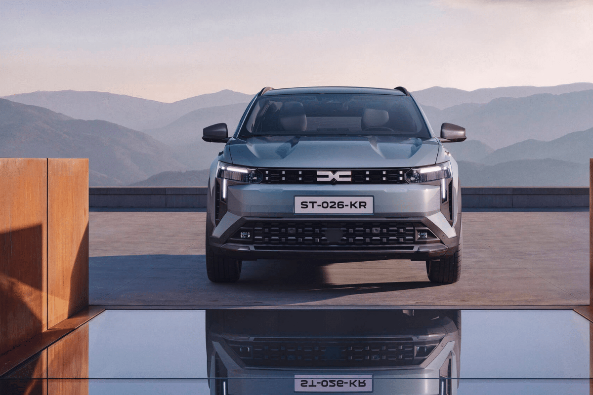 Dacia Striker vue de face