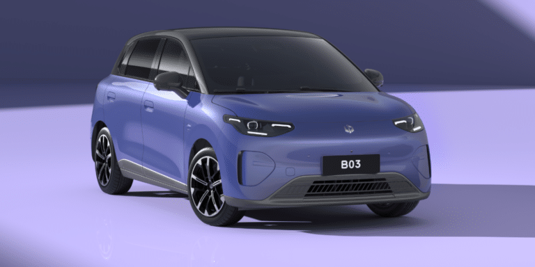 Cette compacte électrique soutenue par Stellantis veut trouver sa place face aux Renault et MG