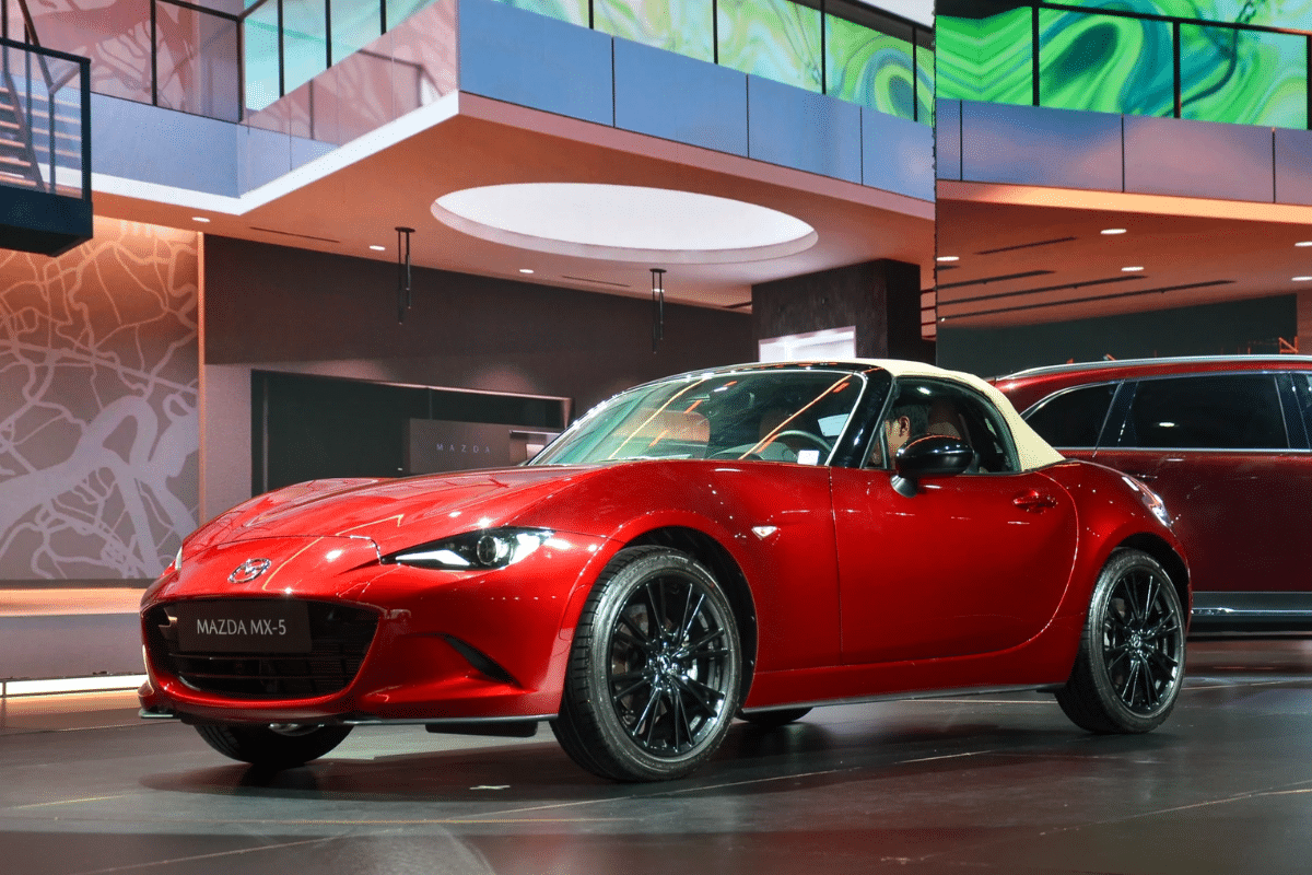Mazda MX-5 vue de face