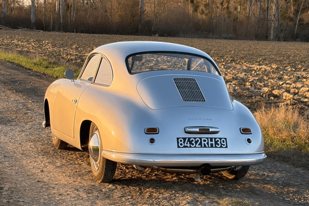 PORSCHE 356 PRE A 1951 - 1 of 1 - 1951 vue arrière