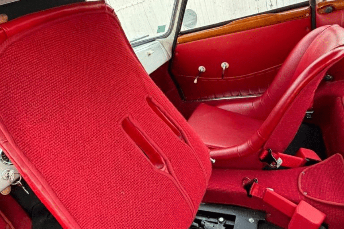 PORSCHE 356 PRE A 1951 - 1 of 1 - 1951 vue intérieure