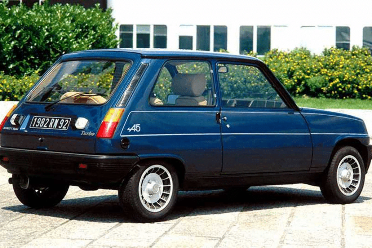 Renault 5 Alpine Turbo vue arrière
