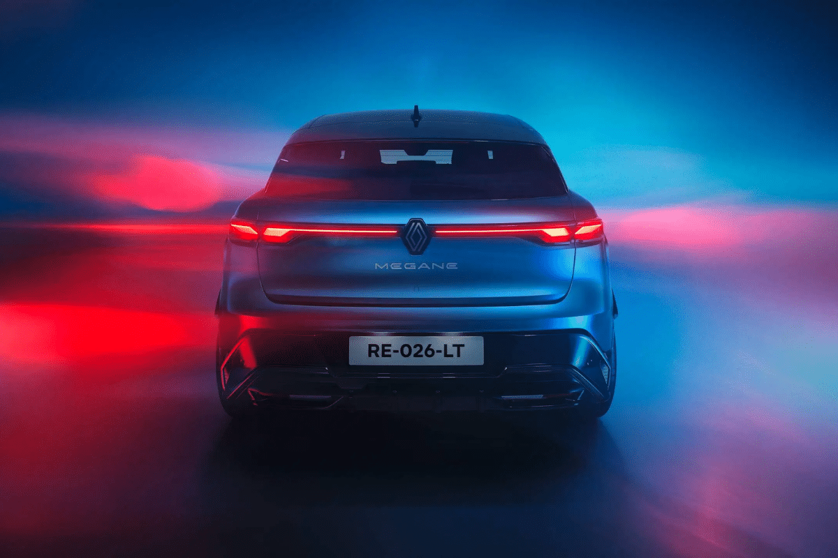 Renault Mégane E-Tech électrique vue arrière