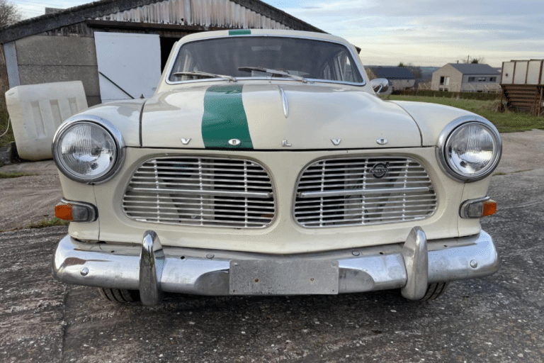 Cette Volvo Amazon de 1966 veut prouver qu’une ancienne peut encore rouler loin sans stress