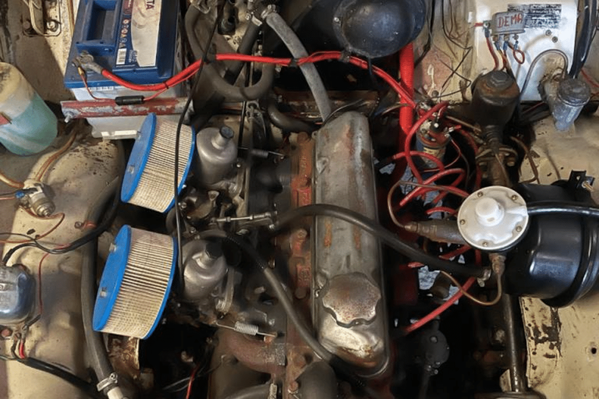 VOLVO Amazon 122S - 1966 vue du moteur