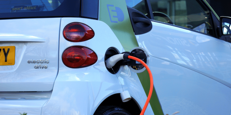 Le leasing social revient ce jeudi, avec des voitures électriques neuves réservées à certains actifs