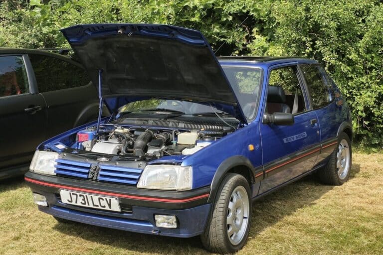 Cette mythique Peugeot des années 80 peut désormais dépasser les 30 000 € sur le marché de l’occasion