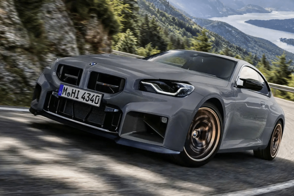 BMW préparerait une dernière M2 G87, et le choix entre boîte manuelle, xDrive ou CSL peut tout changer