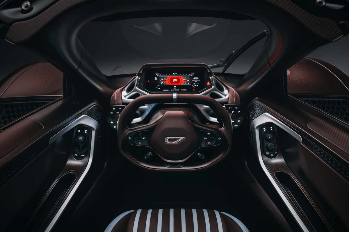 Czinger 21C Spyder vue du volant