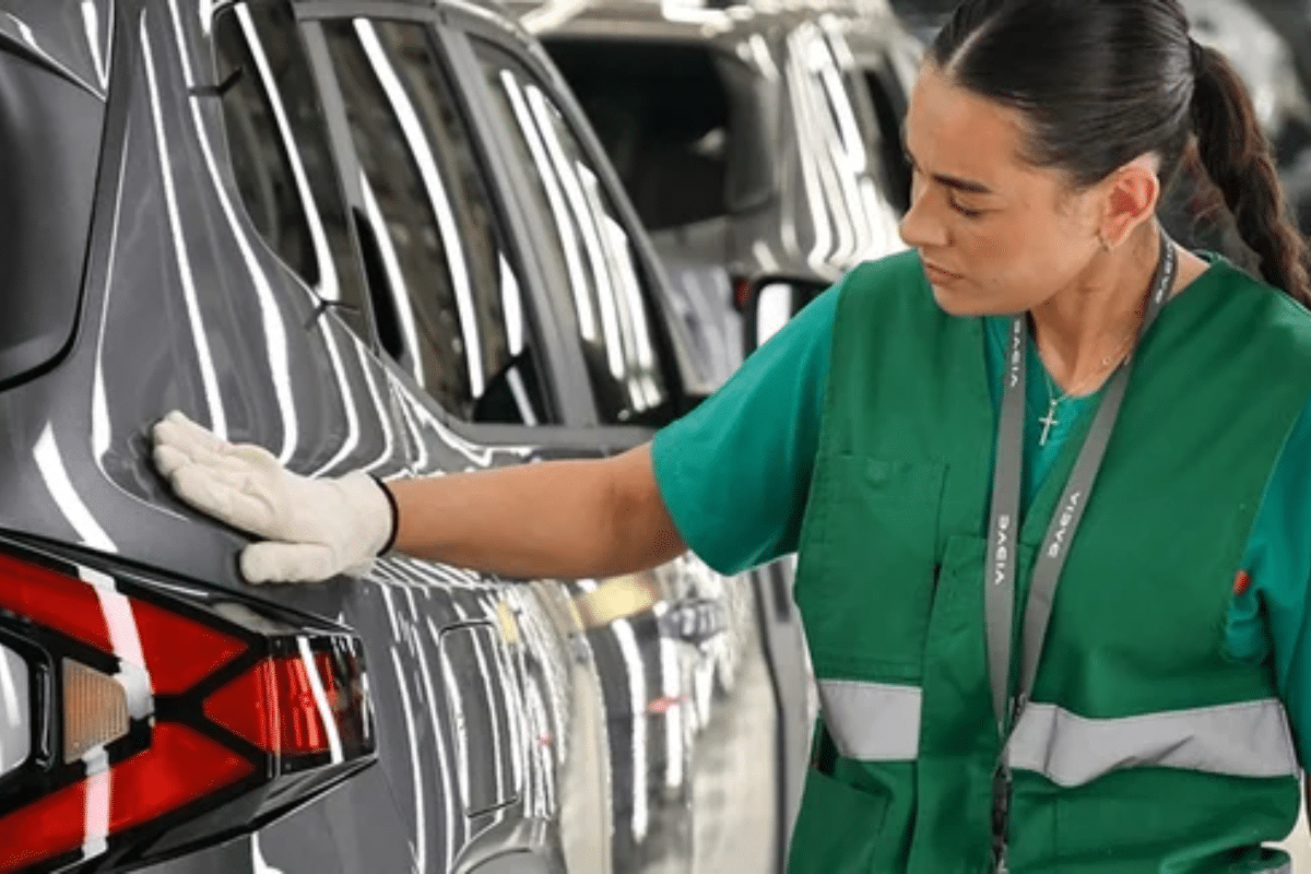 Dacia et Ford ralentissent par une crise électrique en Roumanie