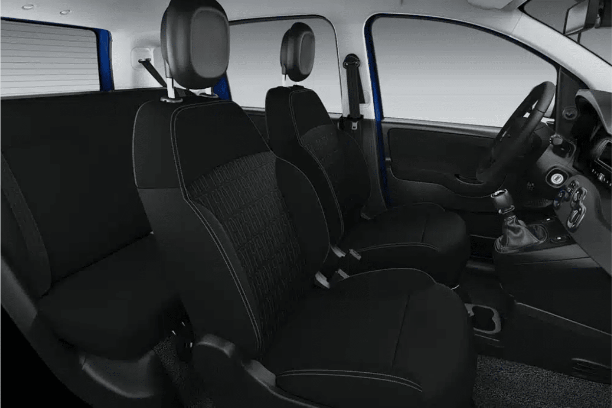 Fiat Pandina Hybrid vue intérieure
