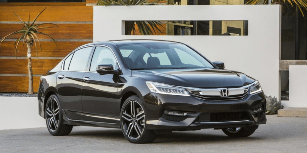 Les coupés grand public ont presque disparu, et l’ancienne Honda Accord Coupe raconte pourquoi les SUV ont gagné