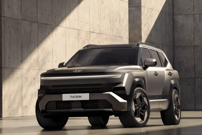 Avec ses airs de 4×4 et son gabarit familial, le Hyundai Tucson 2027 rappelle que l’Europe ne doit pas seulement surveiller la Chine