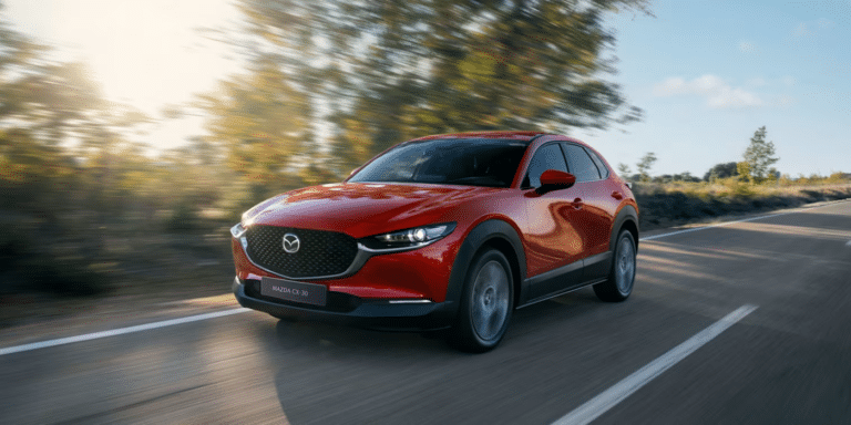 Mazda repousse son CX-30 jusqu’en 2031, et ce choix montre à quel point les petits SUV deviennent difficiles à renouveler