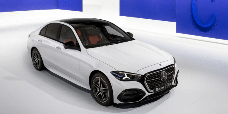 Mercedes garde la Classe C thermique en vie, avec plus de puissance et un choix qui parle encore aux conducteurs
