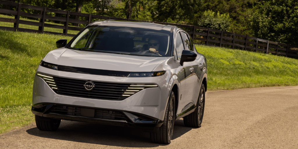 Nissan remet le Murano au goût du jour, mais son choix mécanique raconte surtout l’écart entre l’Amérique et l’Europe