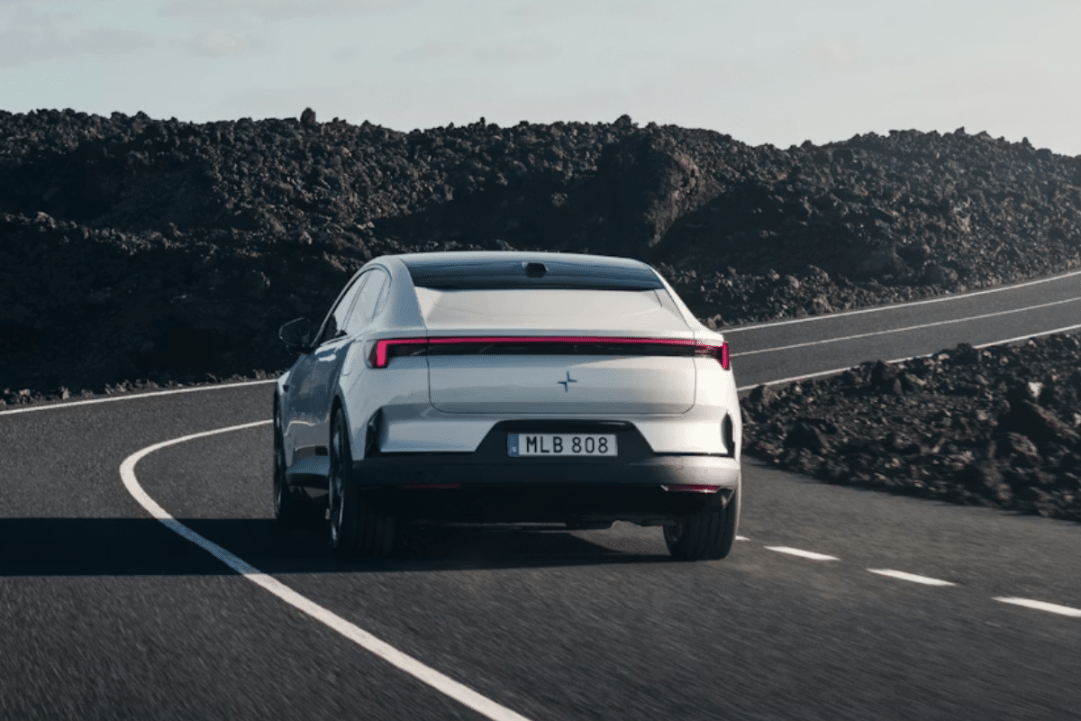 Polestar 4 vue arrière