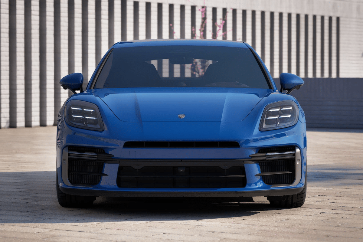 Porsche Panamera Turbo E-Hybrid vue de face