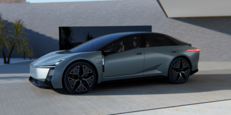 La prochaine Corolla doit sauver la méthode Toyota, mais elle révèle surtout la pression qui pèse sur le géant japonais