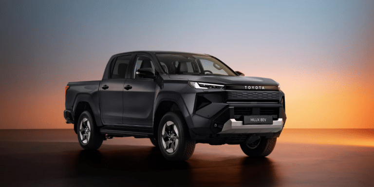 Toyota a trouvé une parade au malus pour son Hilux, et ce détail peut changer le vrai prix payé par les acheteurs