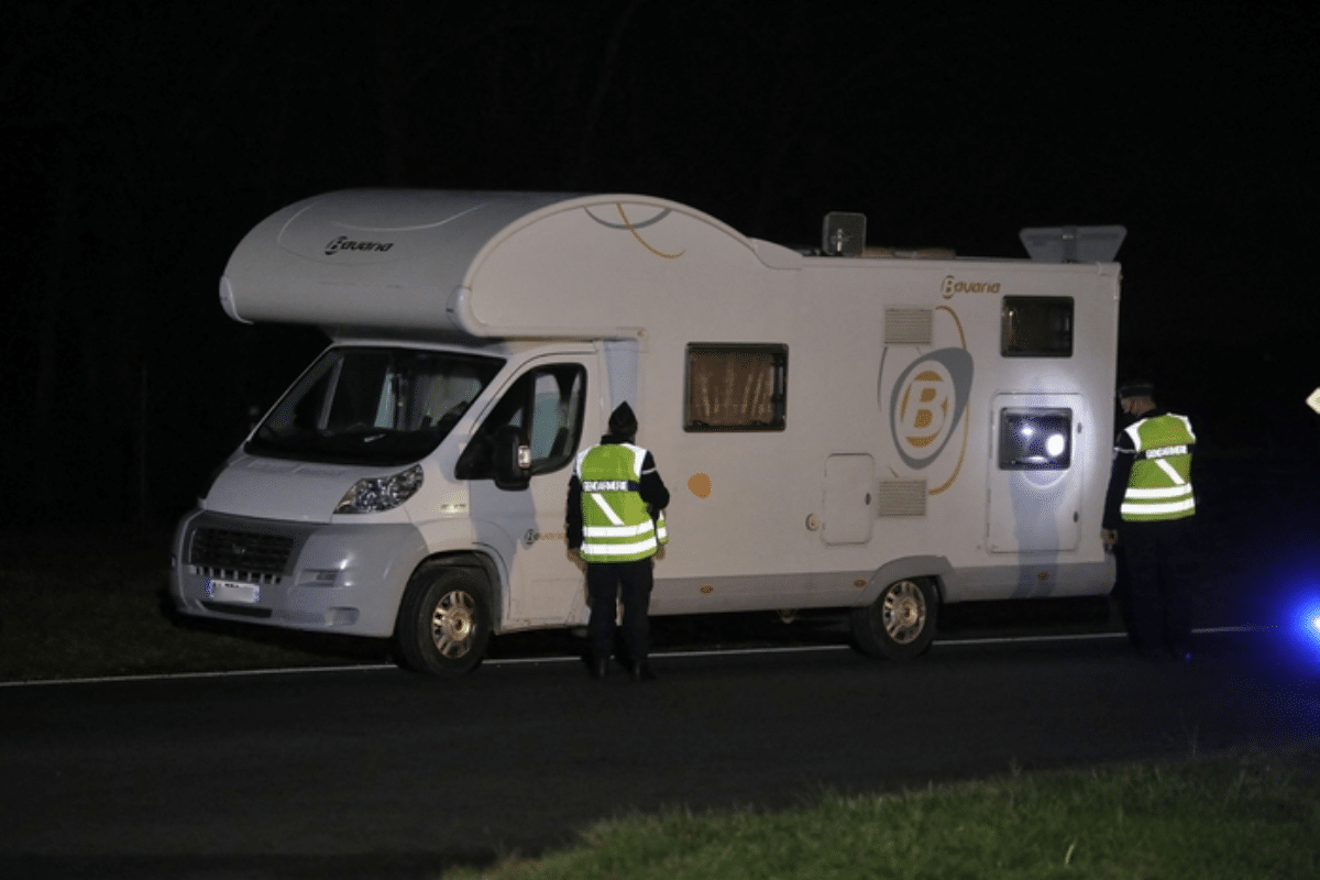 camping-car vue de profil