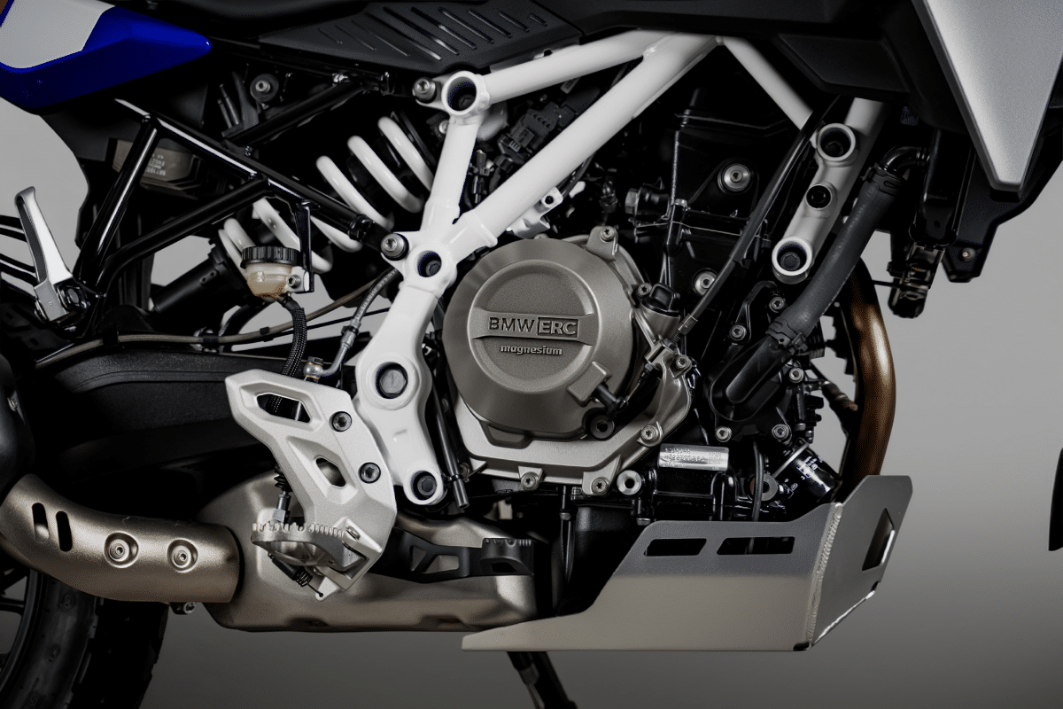 BMW F 450 moteur