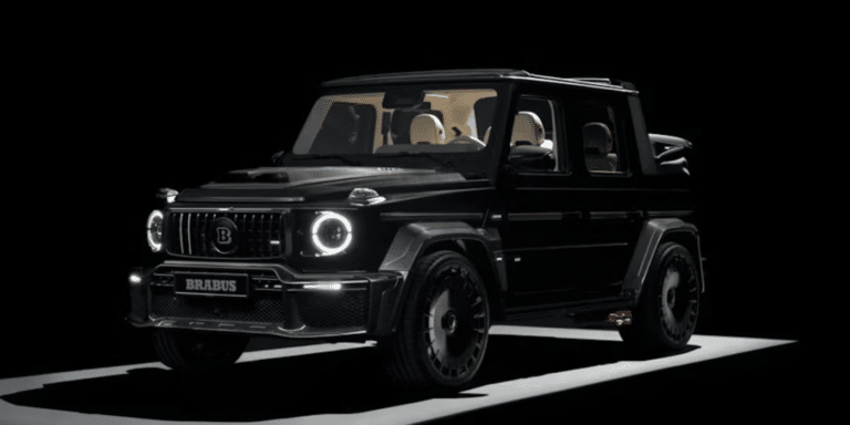 Ce Classe G peut affronter les terrains difficiles, mais ses 800 chevaux et son toit ouvrant racontent une tout autre ambition