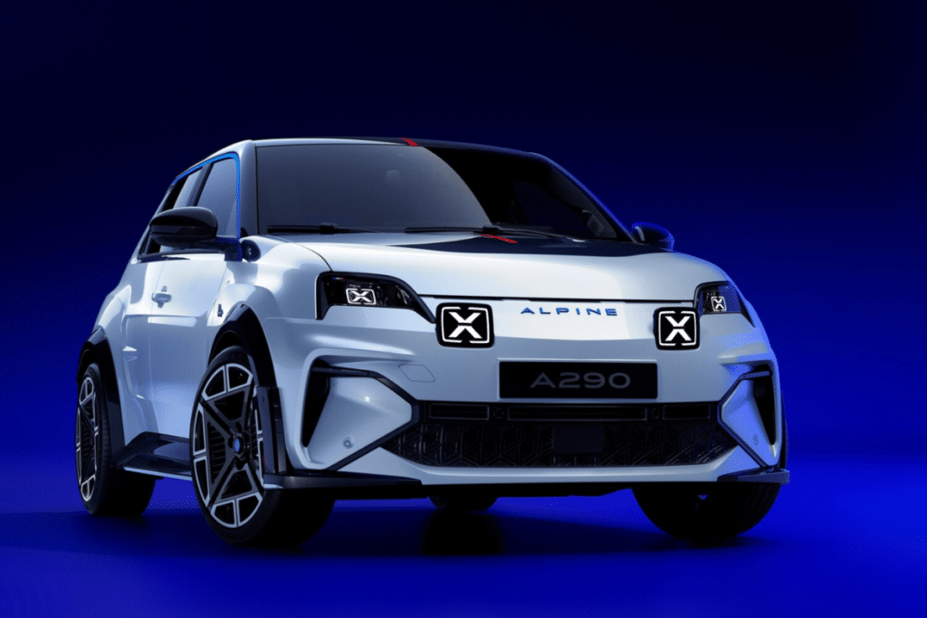 Faire rugir une voiture électrique comme un V8 pourrait être interdit, Hambourg veut pousser Berlin à agir