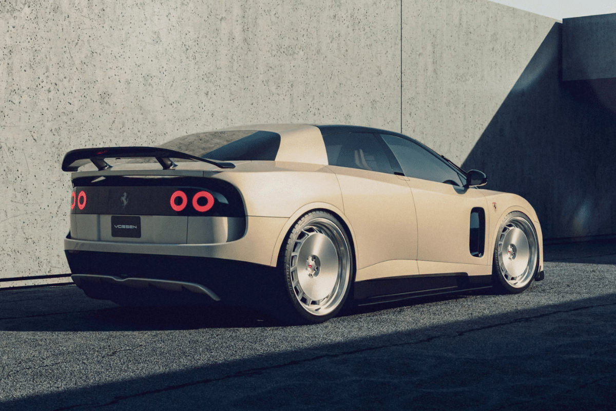Ferrari Luce vue arrière