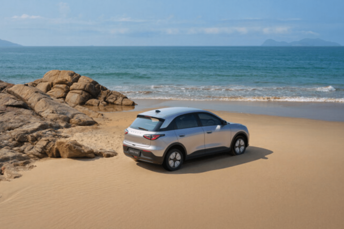 Geely E2 vue arrière