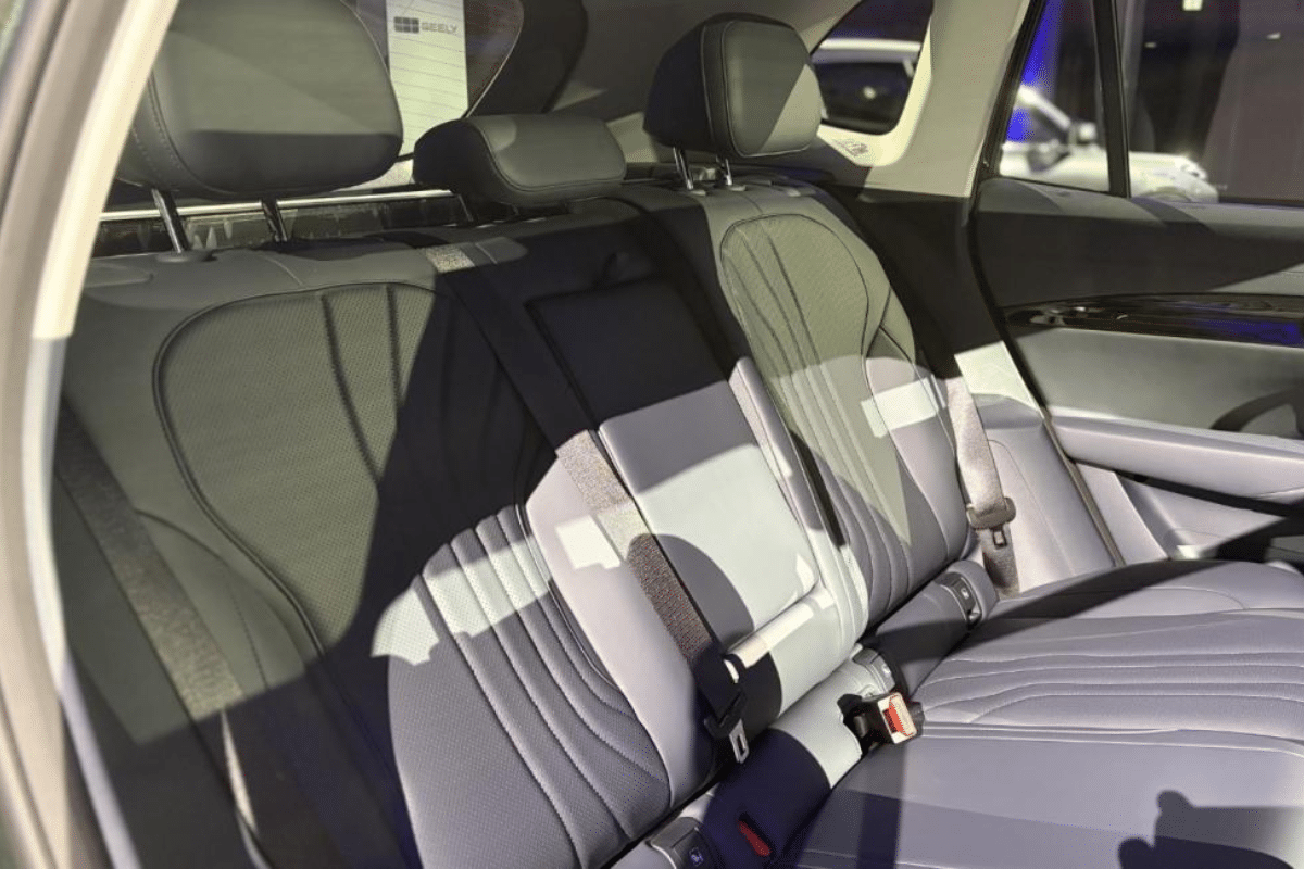 Geely E5 vue intérieure