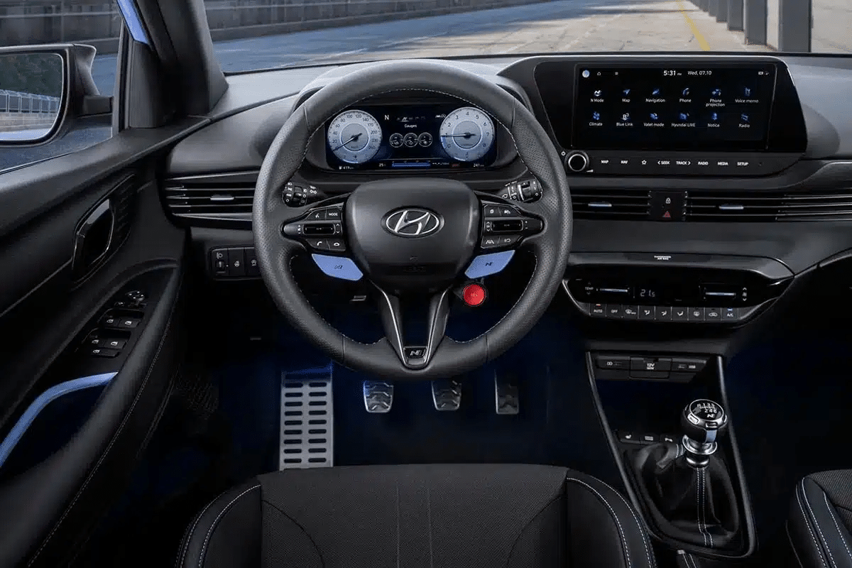 Hyundai i20 N vue du volant