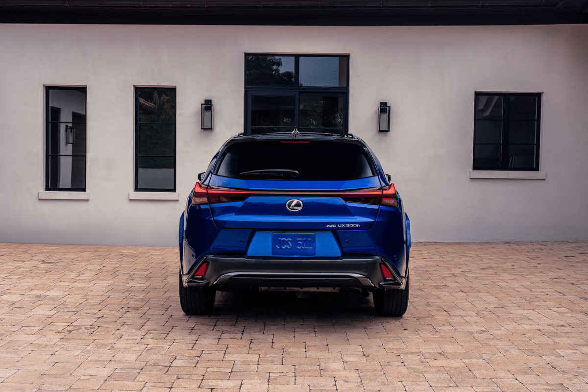 Lexus UX vue arrière