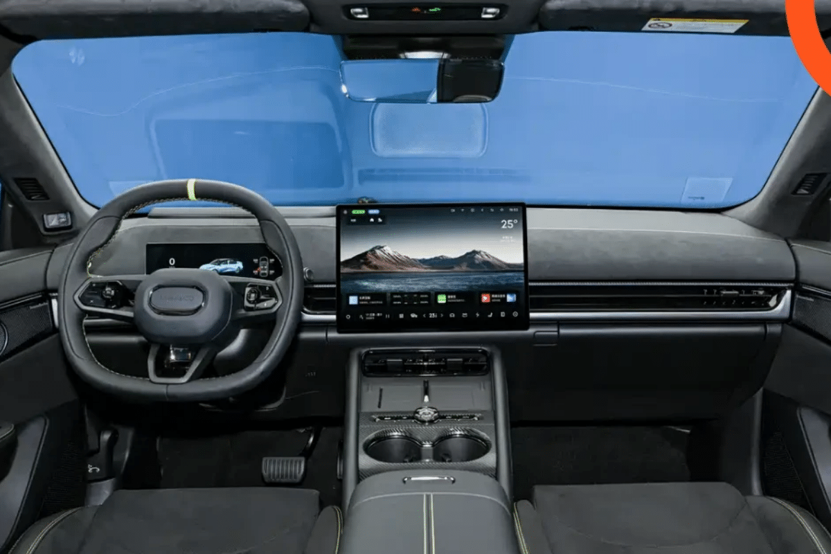 Lynk & Co 07 GT design intérieur