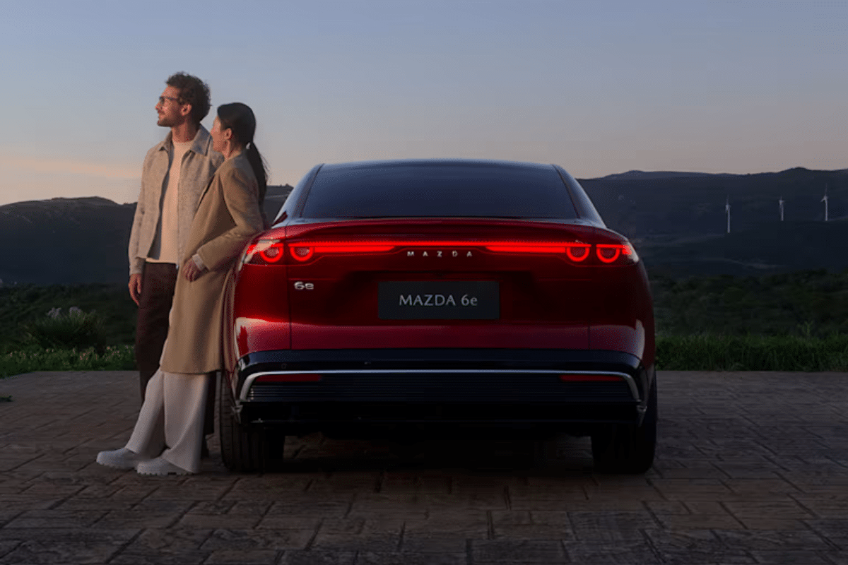 Mazda 6e vue arrière
