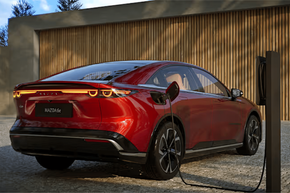 Mazda 6e vue extérieure