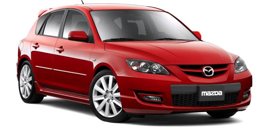Treize ans après la Mazda3 MPS, Mazda préparerait son retour face à la GR Corolla avec près de 300 ch