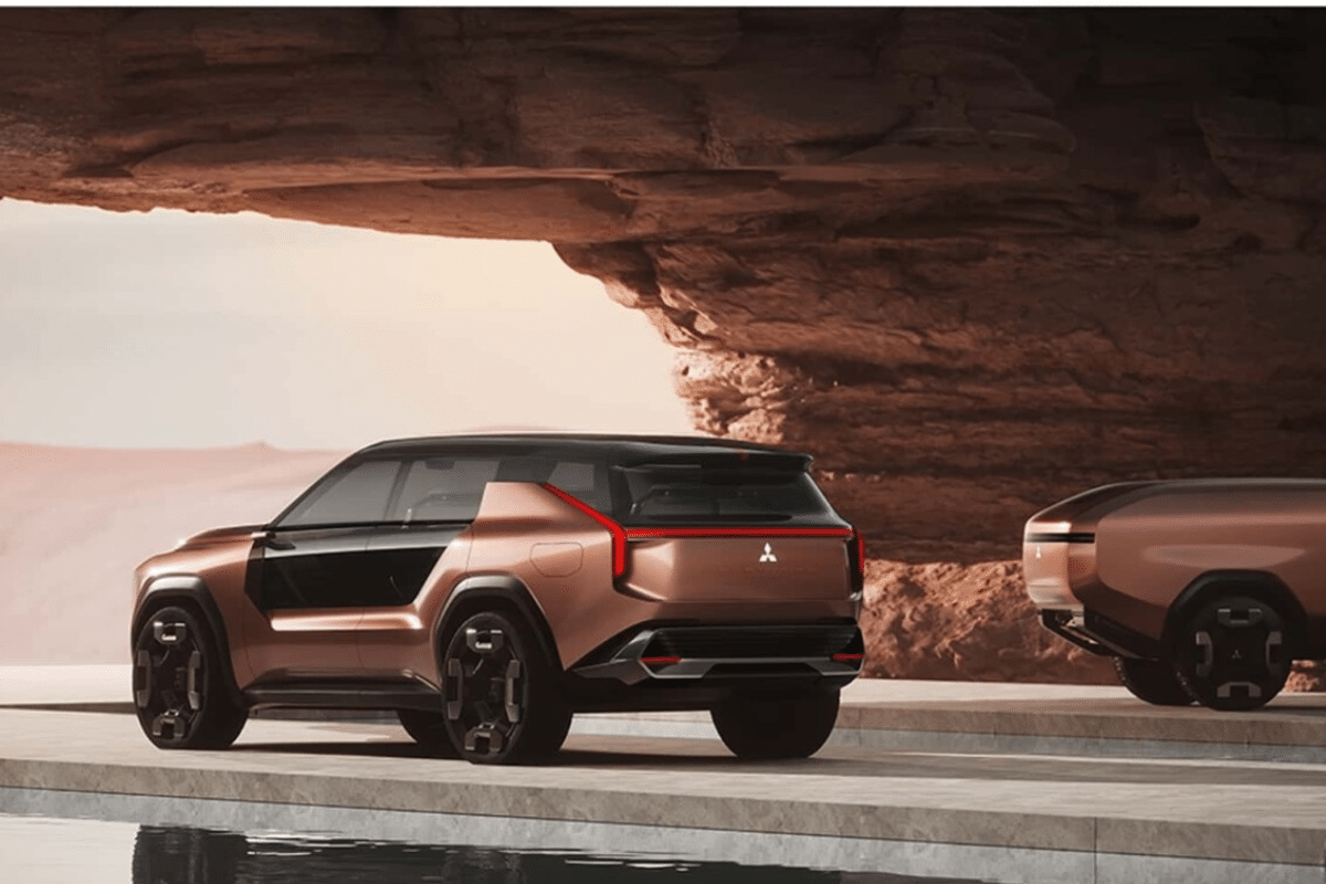 Mitsubishi Pajero 2027 vue arrière