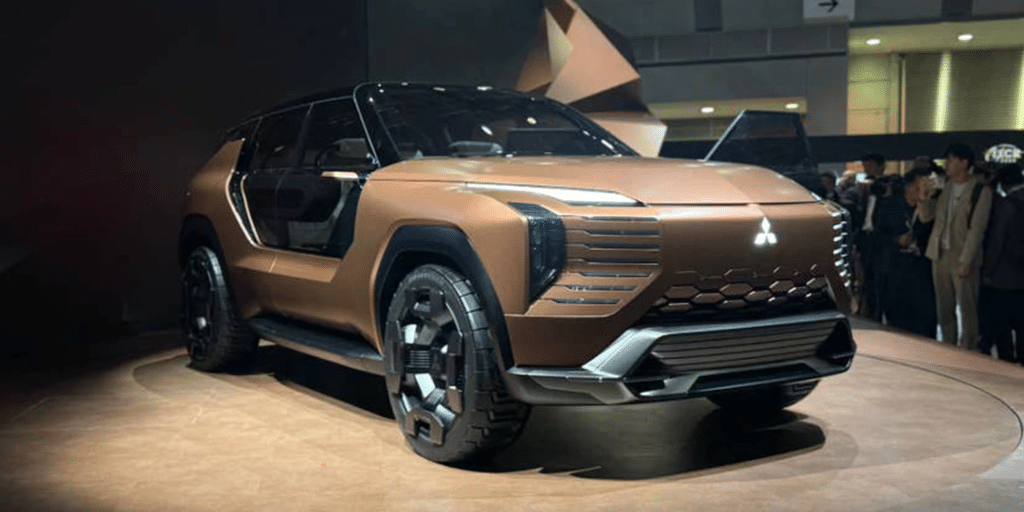 Le concept Elevance pourrait annoncer le prochain Outlander, mais Mitsubishi garde encore le silence sur la version de série