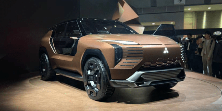 Le concept Elevance pourrait annoncer le prochain Outlander, mais Mitsubishi garde encore le silence sur la version de série