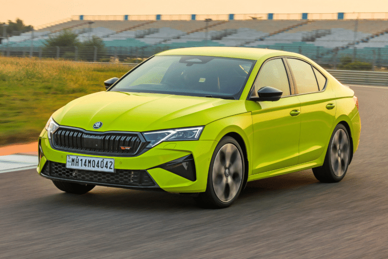 Après une première série déjà écoulée, la Skoda Octavia RS revient avec moins d’exemplaires et un tarif bien plus salé