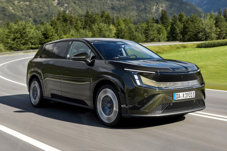 Le nouveau Skoda Peaq privilégie l’espace et le confort, quitte à laisser le dynamisme au second plan