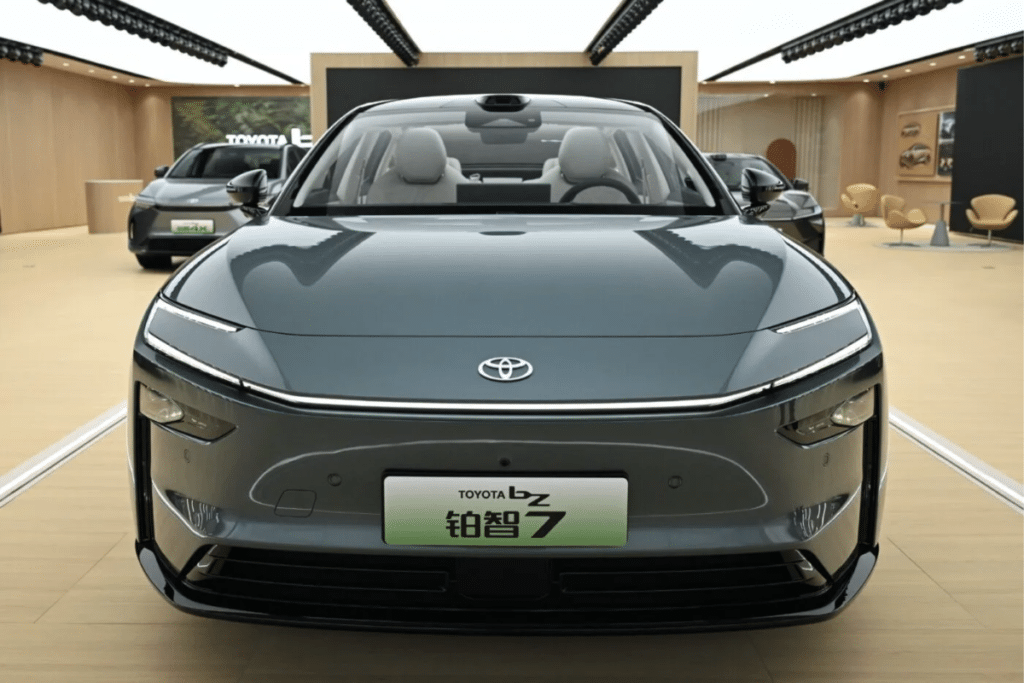 Un moteur thermique pour prolonger l’autonomie électrique, Toyota préparerait son arrivée sur ce marché en Chine