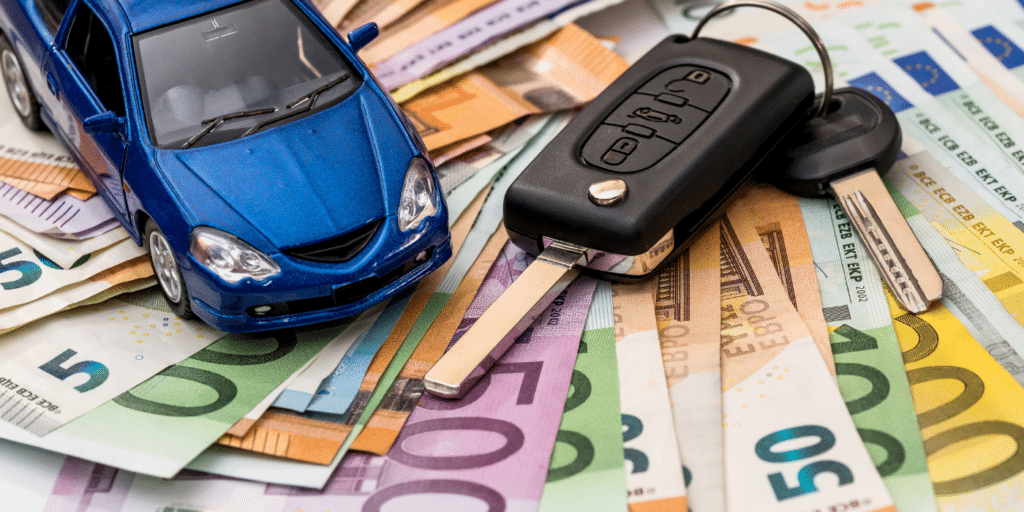 Une taxe menace certaines voitures électriques, pendant que l’Europe défend sa production automobile