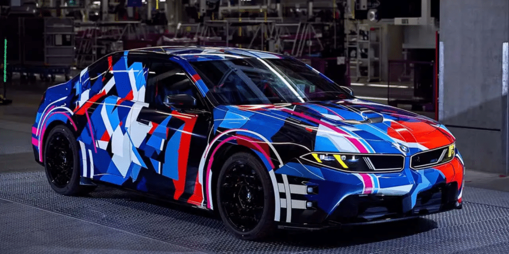 La M3 électrique garde son nom sans son six-cylindres, et BMW compte sur un moteur par roue pour ne pas trahir la légende