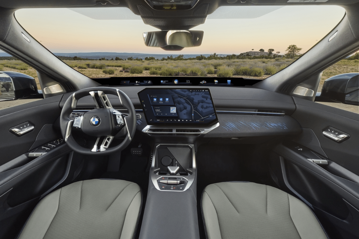 BMW iX4 design intérieur