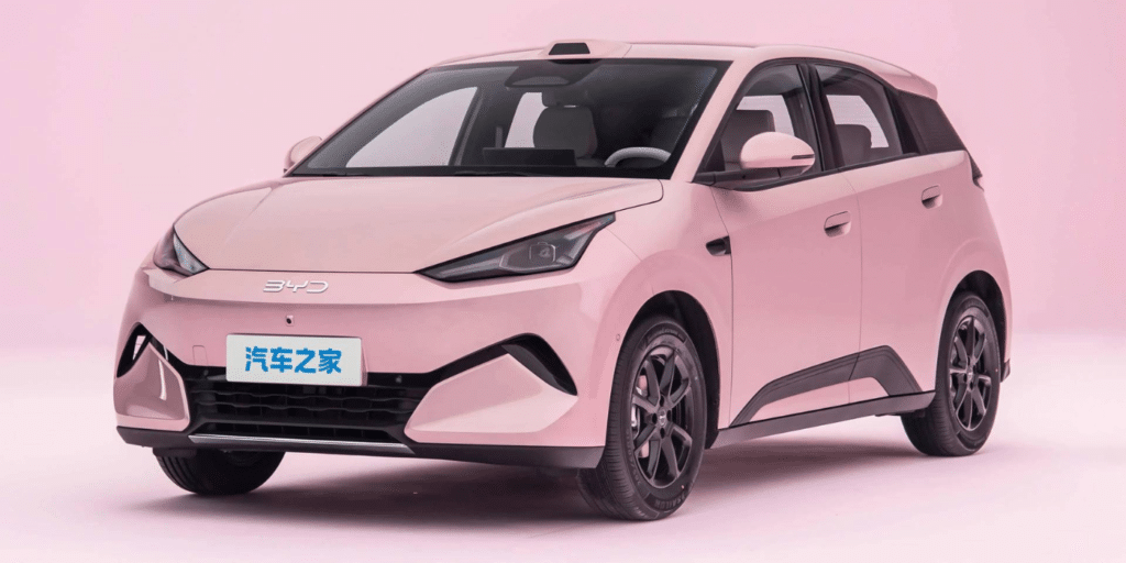 10 à 70 % de batterie en 5 minutes : la recharge éclair annoncée par la nouvelle BYD Seagull, mais pas sur n’importe quelle borne