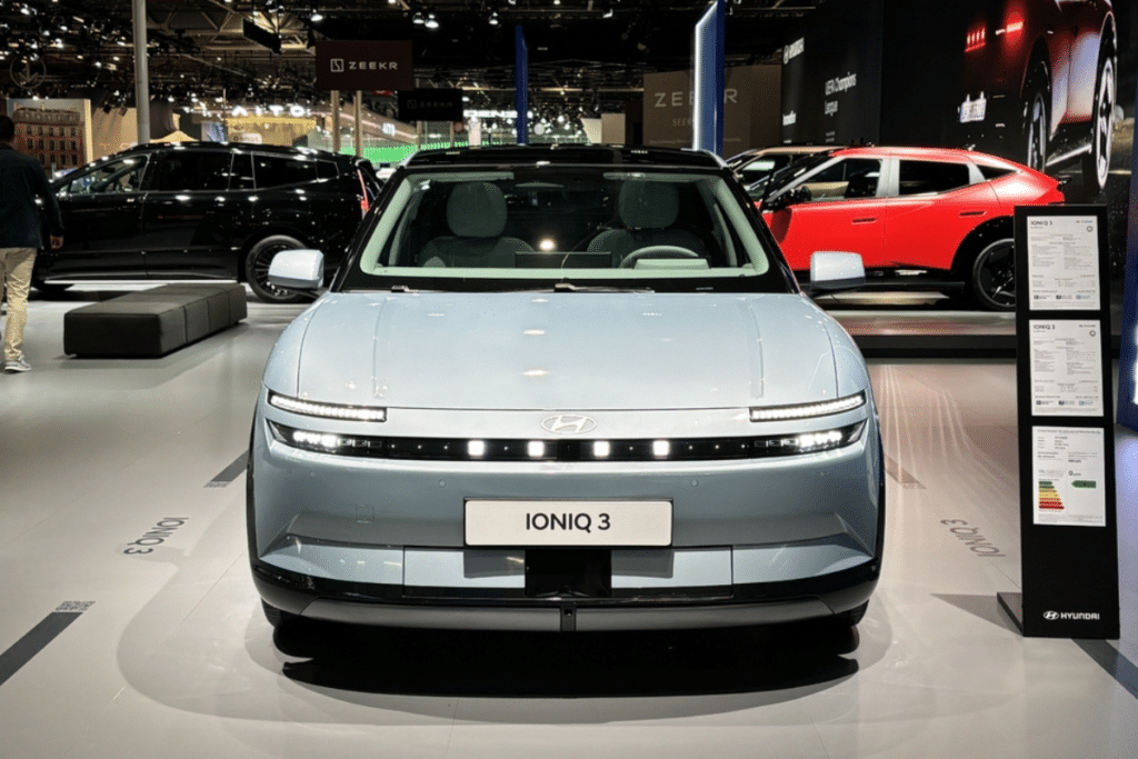 Le sous-coffre de 119 dm3 de la Hyundai Ioniq 3 transforme une citadine en voiture réellement pratique au quotidien